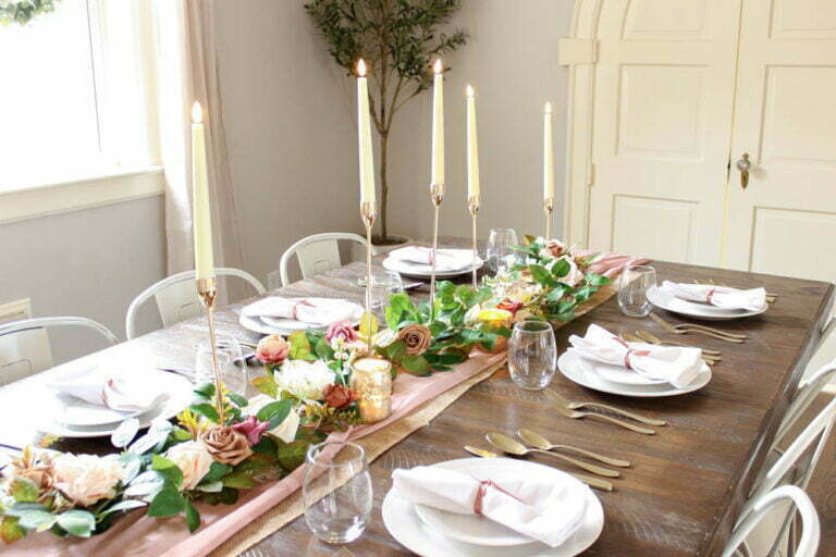 Elegant  Valentine’s Day Tablescape